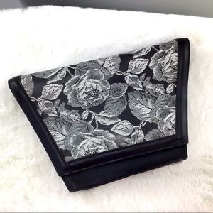 Roberto Vascon Black White Floral Leather Purse Excellent Used Condition